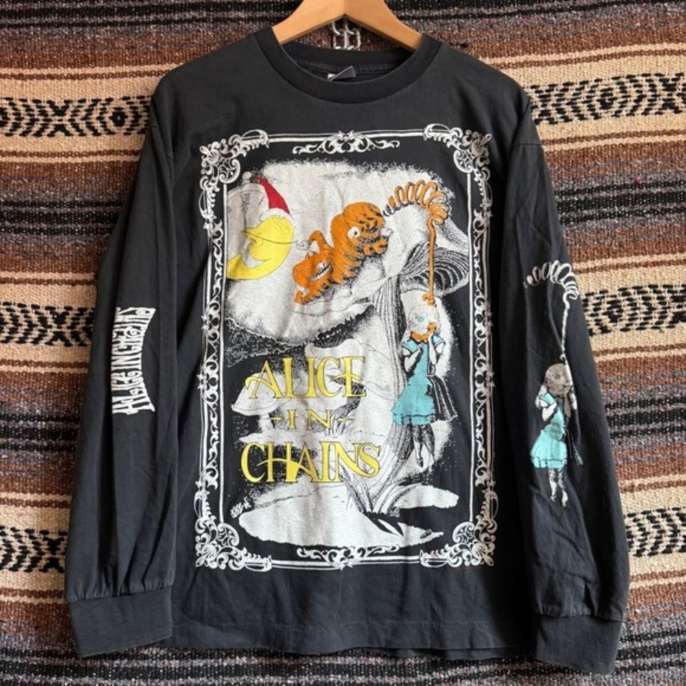 Alice In Chains Wonderland T-Shirt XL Black Long Sleeve Band Tee Reprint